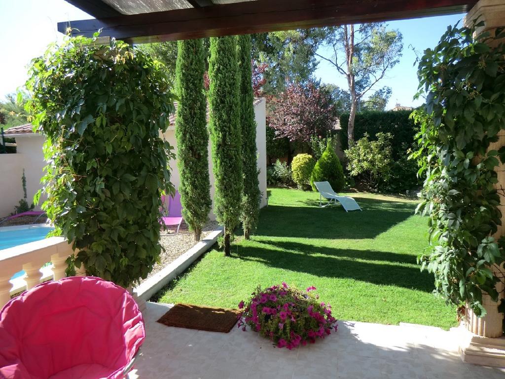Villa Clairelou Pertuis Luaran gambar