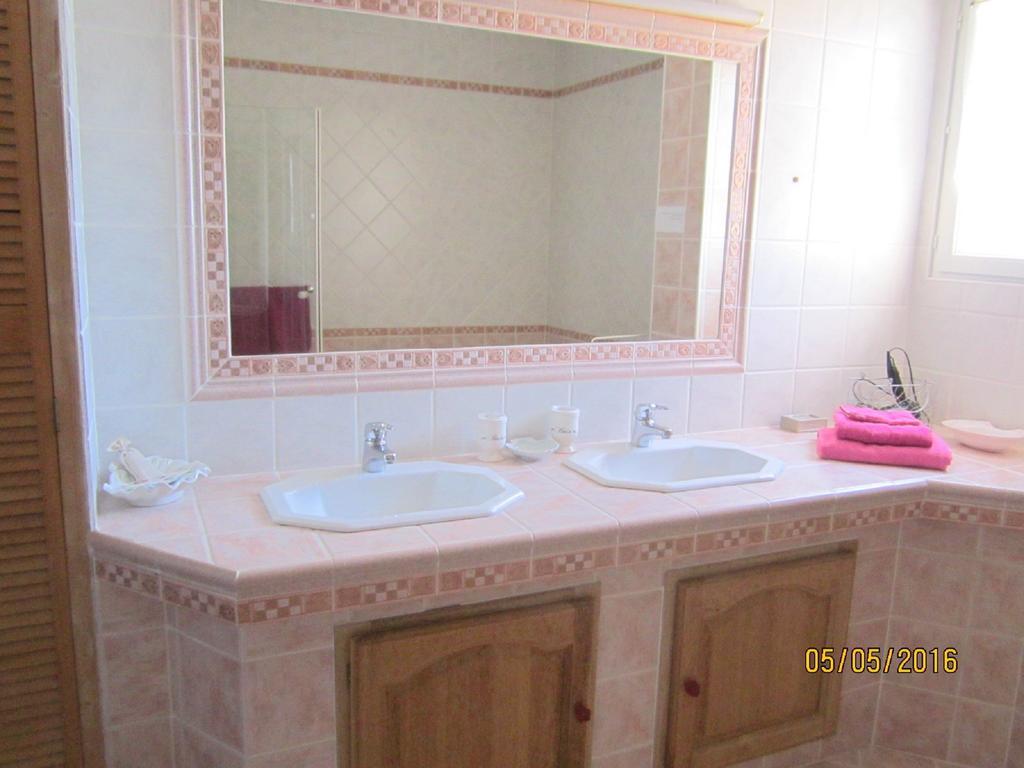 Villa Clairelou Pertuis Luaran gambar